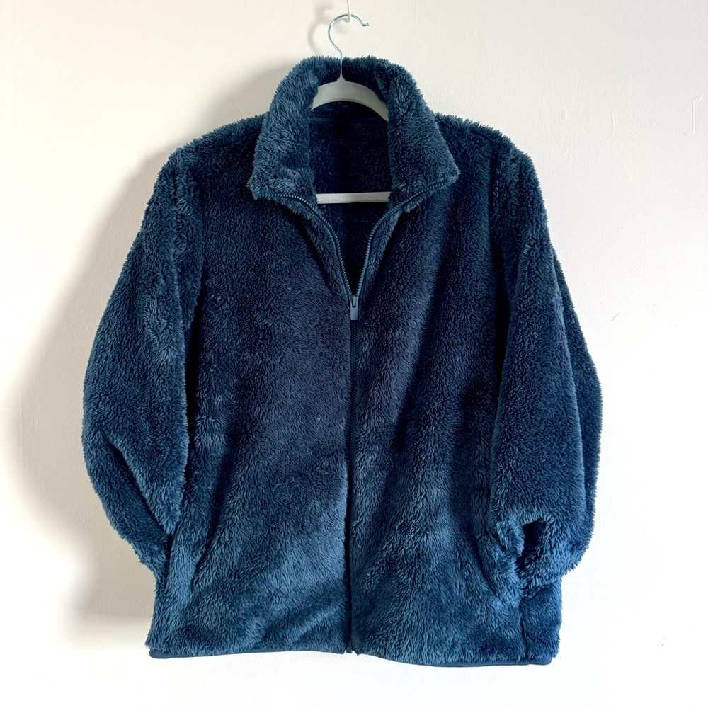 Uniqlo Cozy Fluffy Coat